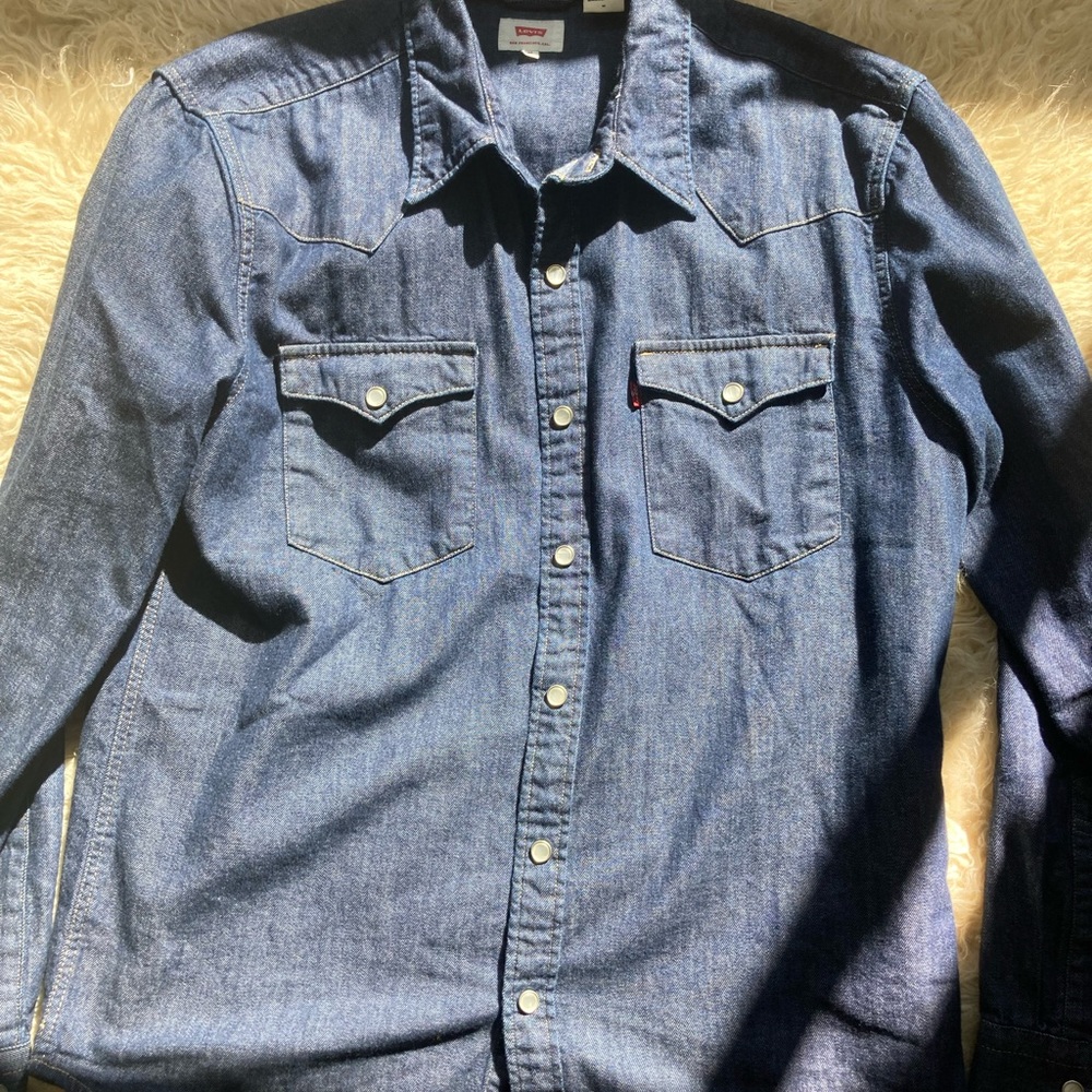 Levi’s Jean Shirt Men’s Medium Button Down